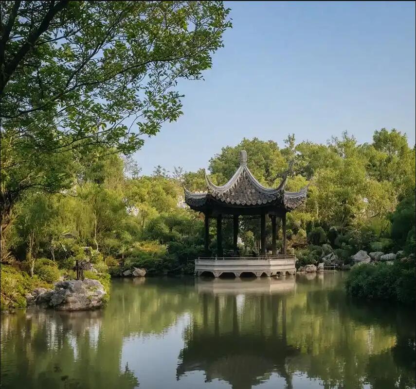 南京鼓楼秋双餐饮有限公司